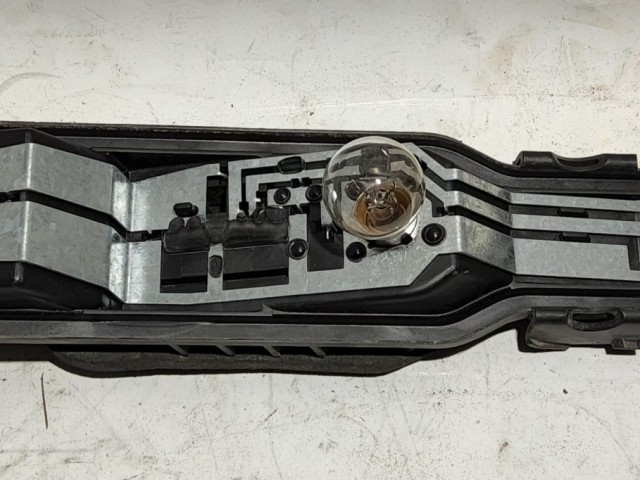 Lancia Ypsilon II.  2003-2011 bal hátsó Izzó foglalat 51703972
