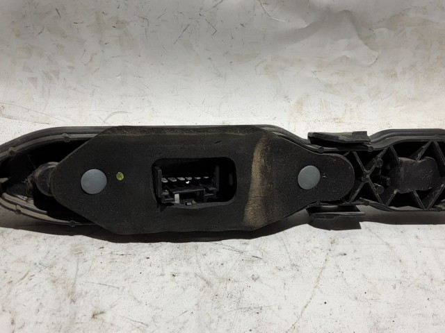 Lancia Ypsilon II.  2003-2011 bal hátsó Izzó foglalat 51703972