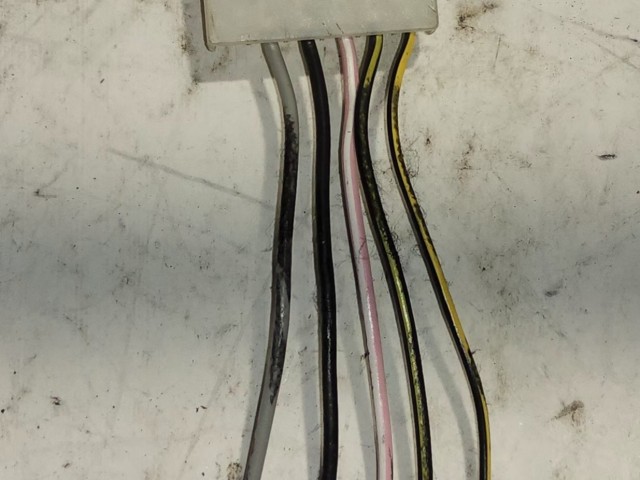 164707 Lancia Lybra szedán 1999-2005 Hátsó lámpa Elektromos csatlakozó 38070751