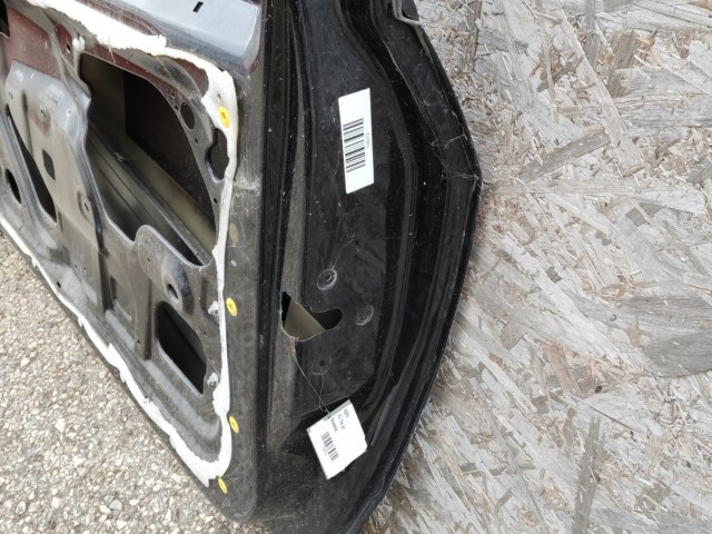 138372 Fiat Grande Punto 2005-2009 jobb oldali ajtó, a képen látható sérüléssel 3 ajtós