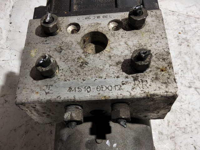 Toyota Yaris II. 2006-2011 Abs 0265218661 , 44510-0D012