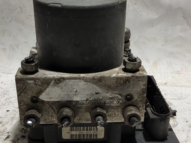 Renault Modus Bosch Abs   0265231802  ,   8200559748