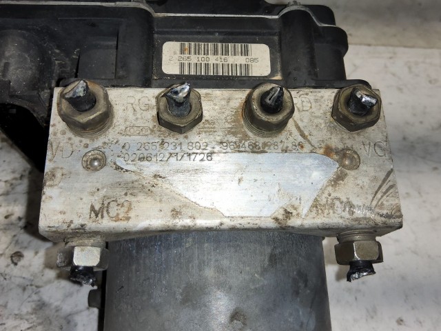 Renault Modus Bosch Abs   0265231802  ,   8200559748