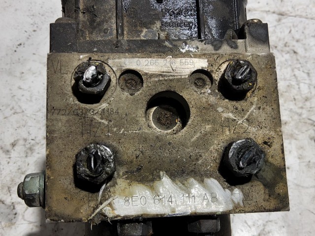 Audi A4 B5 1995-2001 Abs  Bosch 0265216559  , 8E0614111AB
