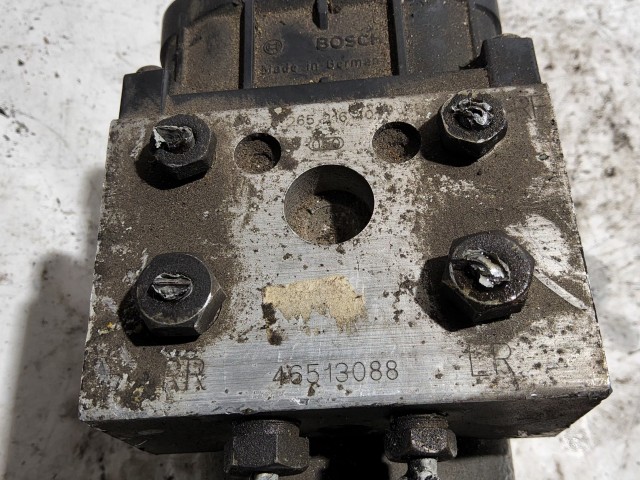 Alfa Romeo 156 abs egység 46513088 , 0265216401