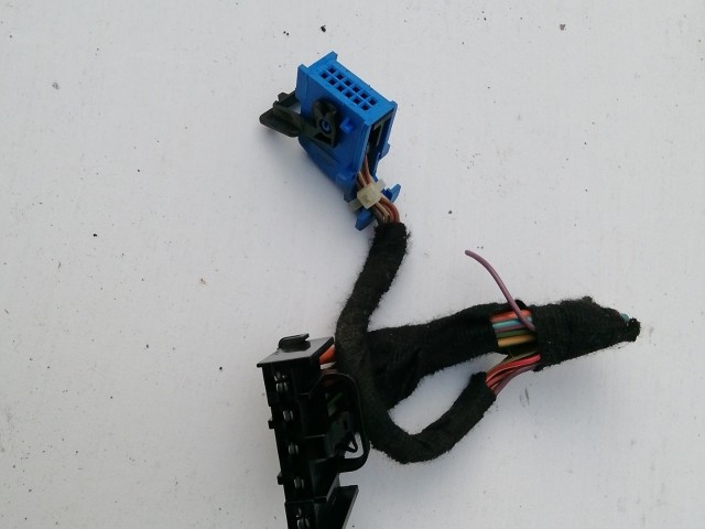 Fiat Grande Punto 2005-2009 Elektromos csatlakozó Használt Fűtéskapcsolóhoz
