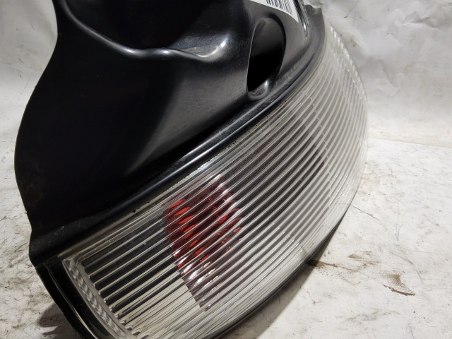 143821 Lancia Ypsilon 2003-2011 bal hátsó Lámpa, a képen látható sérüléssel, izzófoglalat nélkül!!