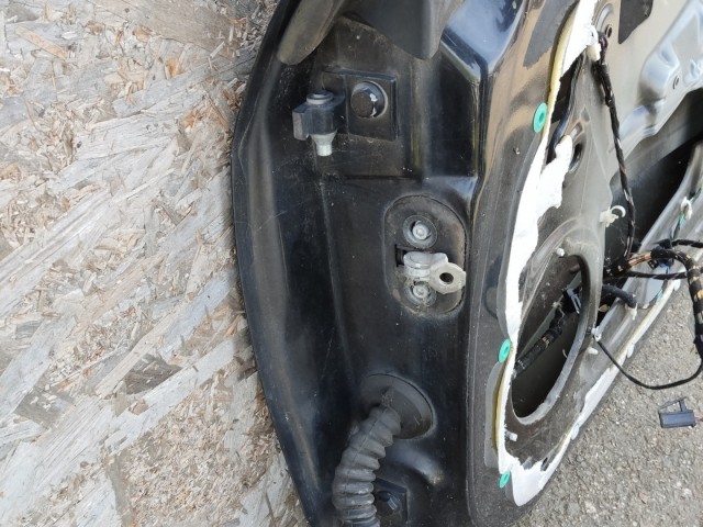 179528 Fiat Grande Punto  2005-2009 5 ajtós jobb első ajtó, a képen látható sérüléssel