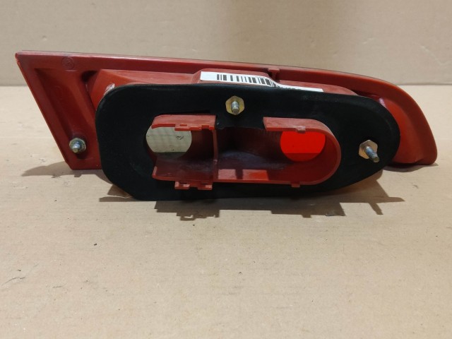 Alfa Romeo 156 FL 2003-2005 jobb hátsó belső lámpa 60685981