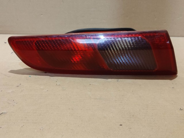 Alfa Romeo 156 FL 2003-2005 bal hátsó belső lámpa 60685982