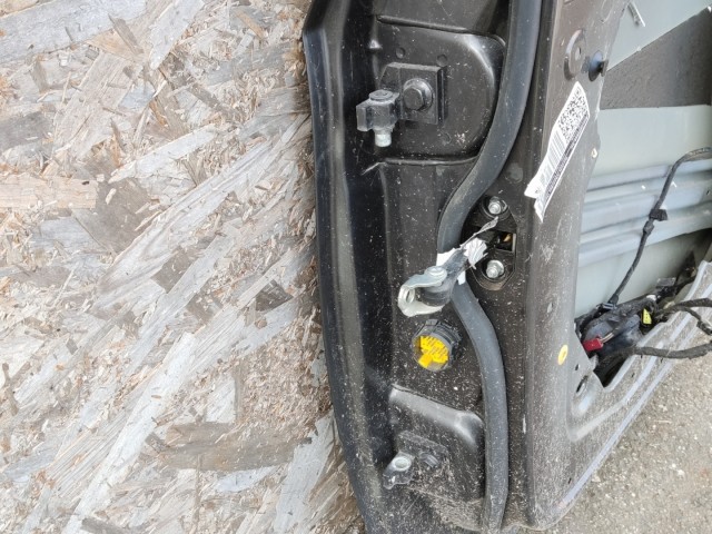 179531 Alfa Romeo Giulietta 2010-2020 Jobb első ajtó, a képen látható sérüléssel