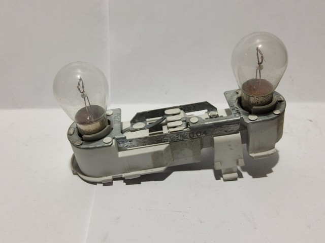 Alfa Romeo 156 1997-2002 bal hátsó belső lámpa Izzó foglalat 60620139