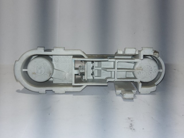 Alfa Romeo 156 1997-2002 bal hátsó belső lámpa Izzó foglalat 60620139