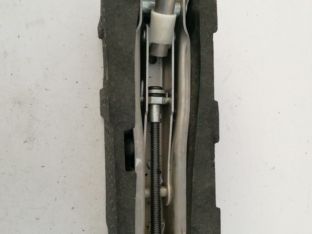 Audi A2  2000-2005 2000-2005 Emelő szett Használt
