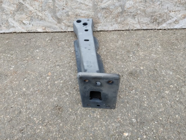 Fiat 500 2007- bal első alsó merevítő a bölcső és a homlokfal között 52062926