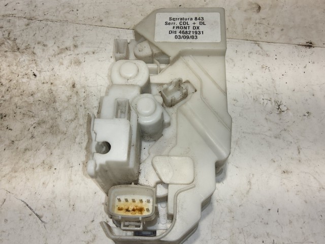 Lancia Ypsilon II. 2003-2011 jobb oldali ajtózár 46821931
