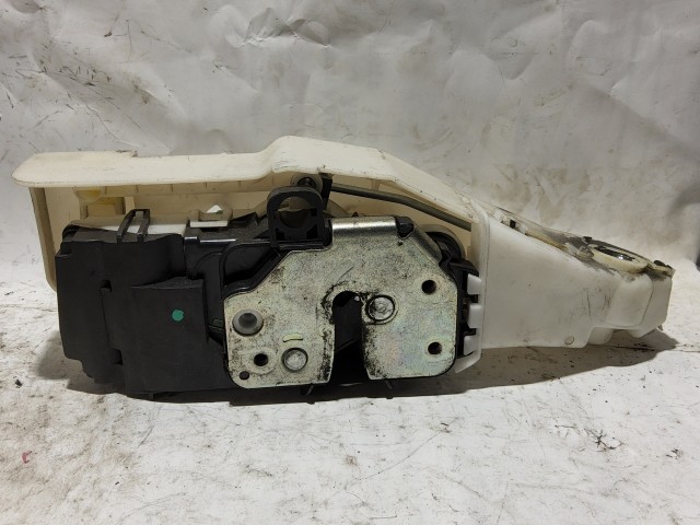 Lancia Ypsilon II. 2003-2011 bal oldali ajtózár 51739842