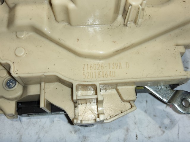 Fiat Panda III. 2012-2024 jobb első zár 52018464
