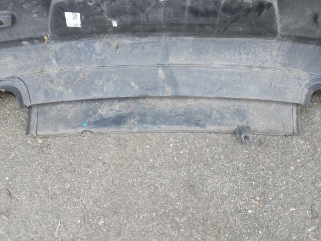 104432 Alfa Romeo 159 hátsó lökhárító 2 kipufogós, nem parkszenzor helyes, alsó rögzítőpont sérült