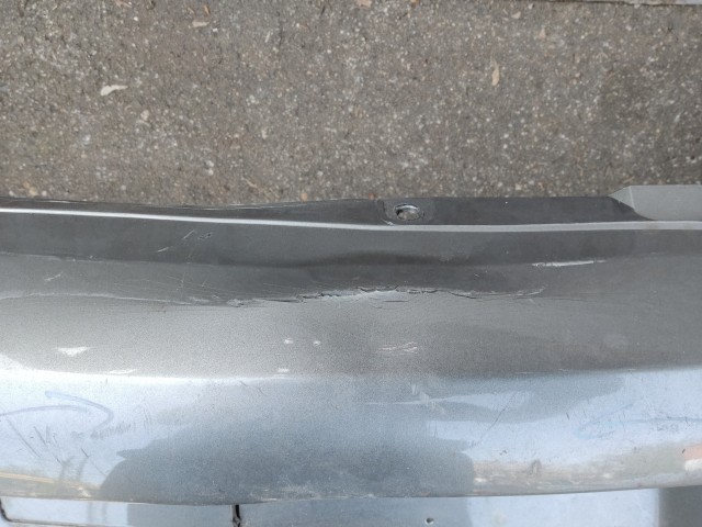 136191 Alfa Romeo GT 2003-2010 hátsó Lökhárító, a képen látható sérüléssel