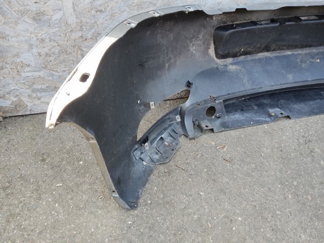 136191 Alfa Romeo GT 2003-2010 hátsó Lökhárító, a képen látható sérüléssel