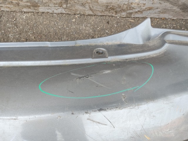 179813 Lancia Ypsilon II. 2007-2011 hátsó Lökhárító, a képen látható sérüléssel 735425935