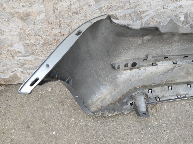 179813 Lancia Ypsilon II. 2007-2011 hátsó Lökhárító, a képen látható sérüléssel 735425935