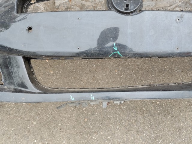 179822 Fiat Bravo 2007-2014 parkszenzorhelyes első lökhárító a képen látható sérüléssel 735450035	