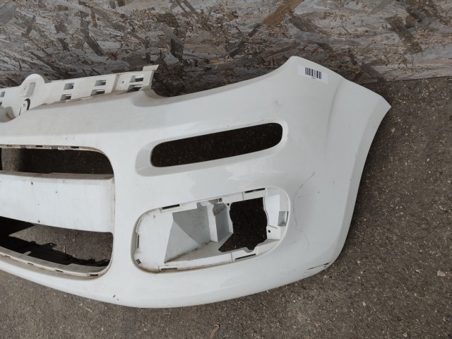 179824 Fiat Panda III. 2012-2024 első lökhárító, a képen látható sérüléssel