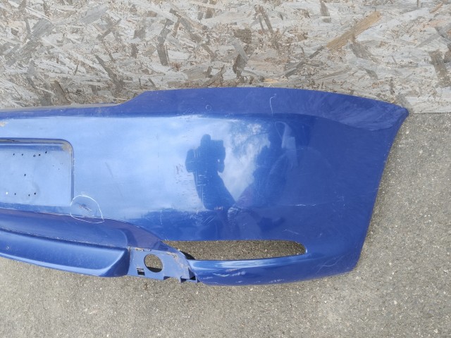 107356 Alfa Romeo GT 2003-2010 hátsó Lökhárító, a képen látható sérüléssel 71777510