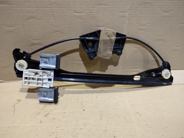 Skoda Roomster 2006-2015 bal első elektromos ablakemelő mechanika