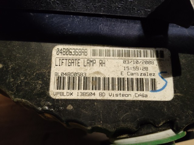 176727 Dodge Journey jobb hátsó belső lámpa 04806368AB