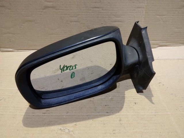 176770 Toyota Yaris II. 2006-2011 bal oldali manuális állítású visszapillantó tükör