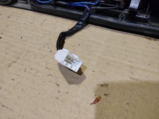 Fiat Panda II.  2003-2012 2003-2012 Rendszámtábla világítás Használt fekete Középen