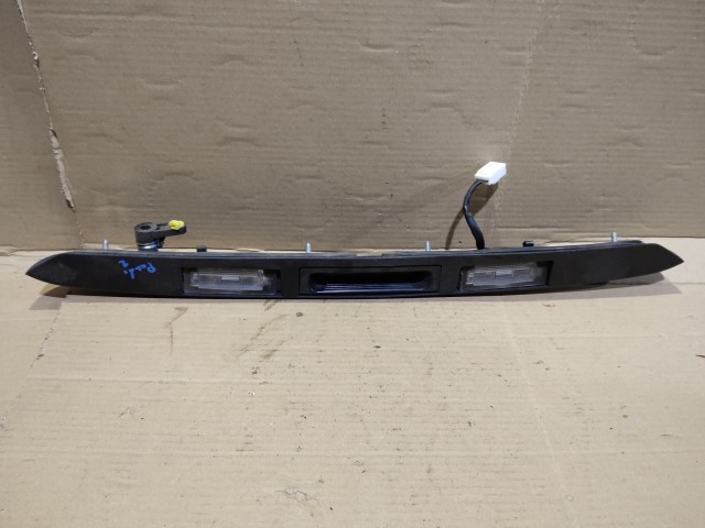 Fiat Panda II.  2003-2012 2003-2012 Rendszámtábla világítás Használt fekete Középen