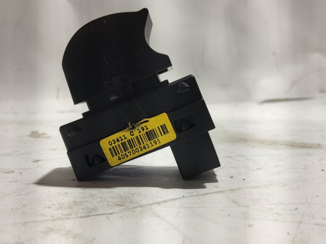 Fiat Bravo II. bal hátsó ablakemelő kapcsoló