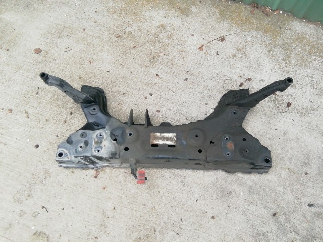 181726 Ford Fiesta 2008-2017 első segédalváz (bölcső) 