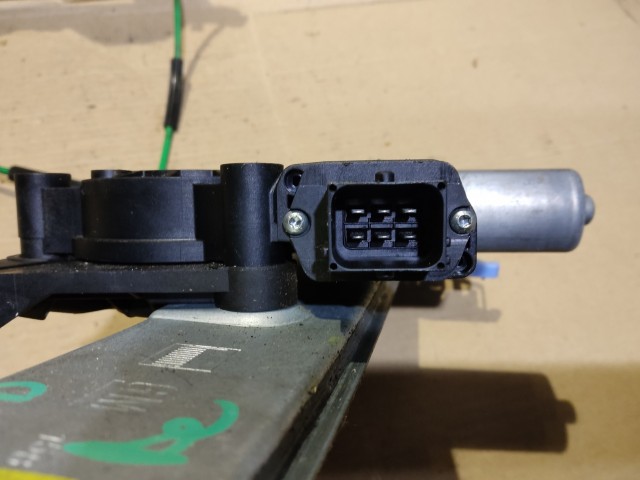 Opel Corsa D 2006-2014 3 ajtós bal első elektromos ablakemelő 541613212