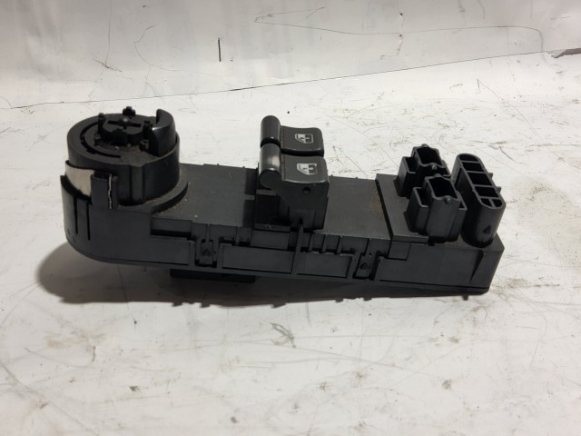 Alfa Romeo 159 bal első ablakemelő kapcsolók 2*