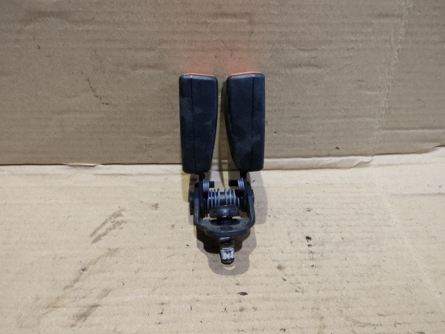 Ford Kuga I. 2008-2012 hátsó biztonsági öv csat 1M51A613k21-aa