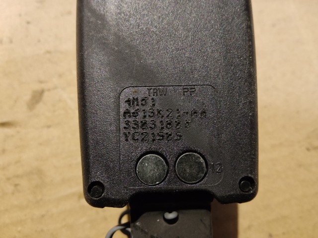 Ford Kuga I. 2008-2012 hátsó biztonsági öv csat 1M51A613k21-aa