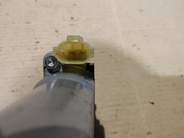 176888 Kia Sorento 2009-2015  bal első ablakemelő motor