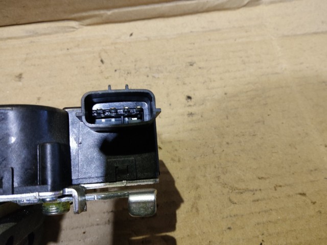 176892 Kia Sorento 2009-2015 Csomagtérajtó zár