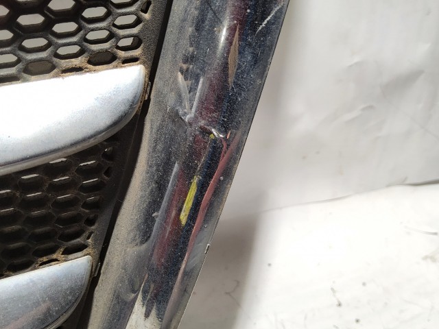 180189 Alfa Romeo GT 2003-2010 Díszrács a képen látható sérüléssel 71736462