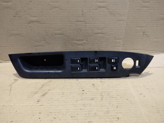 Kia Sorento 2009-2015 bal első ablakemelő kapcsoló 93570-2P010VA