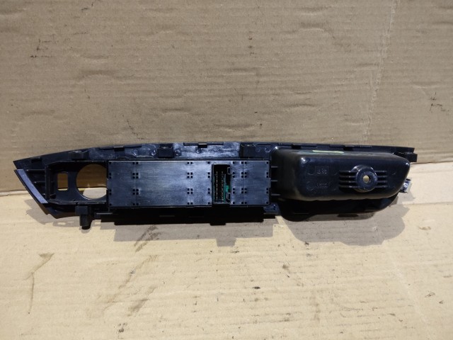 Kia Sorento 2009-2015 bal első ablakemelő kapcsoló 93570-2P010VA