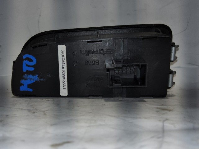 Alfa Romeo Mito hátsó ködlámpa kapcsoló