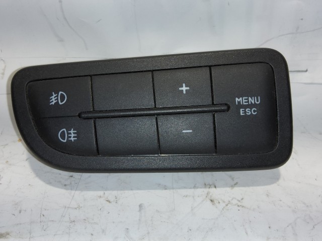 Alfa Romeo Mito első-hátsó xenon ködlámpa kapcsoló