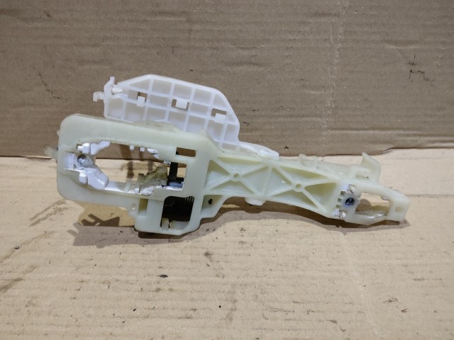 176954 Kia Sorento 2009-2015 jobb első külső kilincs, belső része