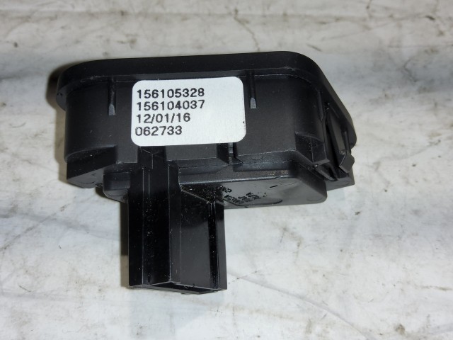 Alfa Romeo Giulietta FL 156105329 számú set gombok